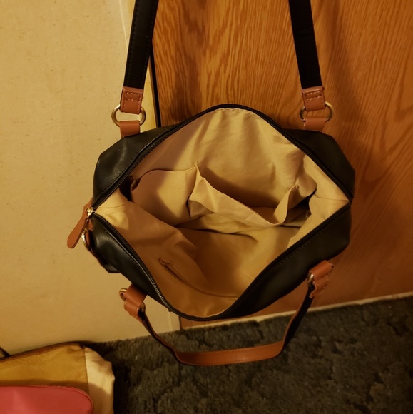 A Purse - Picture 2 of 3